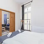 Deluxe Brzozowa By Renters Apartment *
