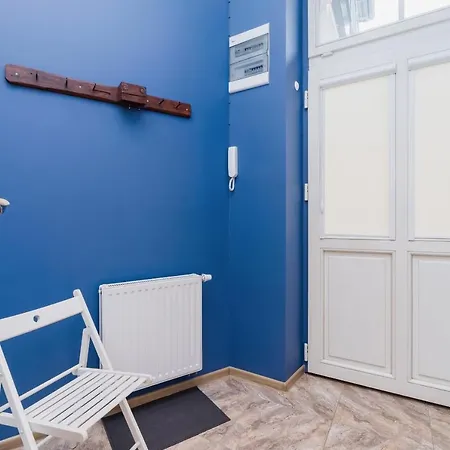 Deluxe Brzozowa By Renters Apartment