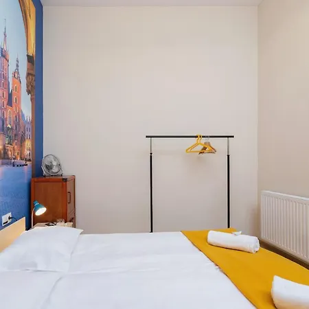 Deluxe Brzozowa By Renters Apartment *